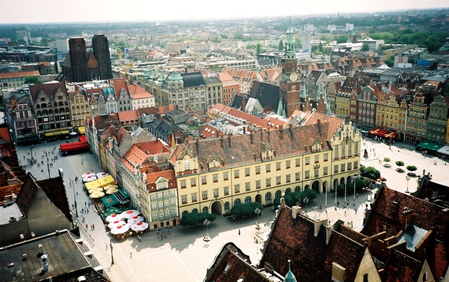 Widok na rynek główny we Wrocławiu